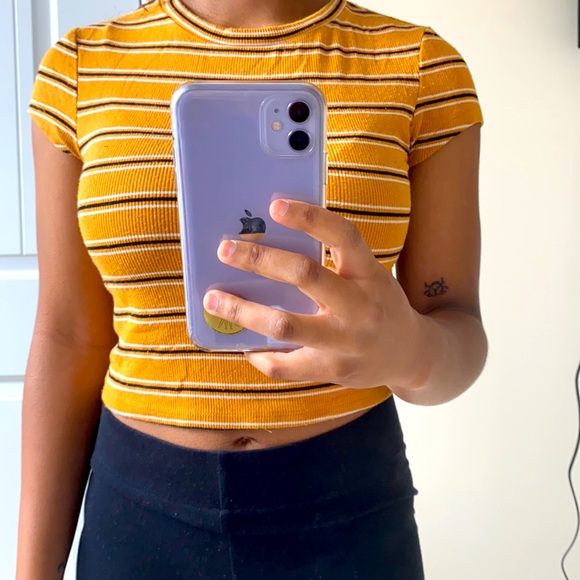 Mustard striped crop top - Picture 2 of 4